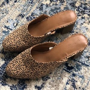 Universal Thread heeled mules leopard print
